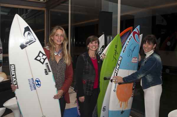 'Surfing Euskadi', fusin nica de turismo, surf y destino